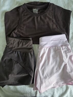 CALIA by Carrie Underwood  Shorts And Tank Bundle - 3 Pieces